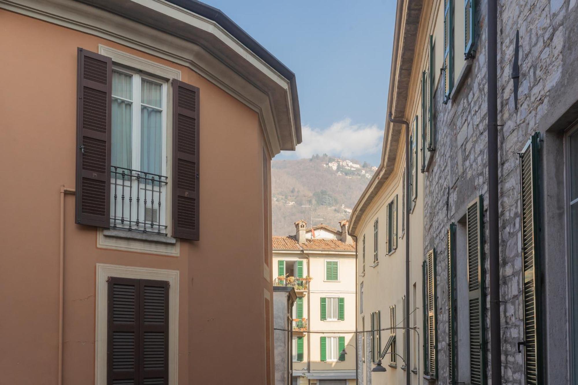 Wine Not Apartment In Como City Centre Eksteriør billede